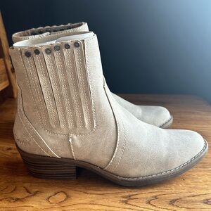 Blowfish Caitlin Boot